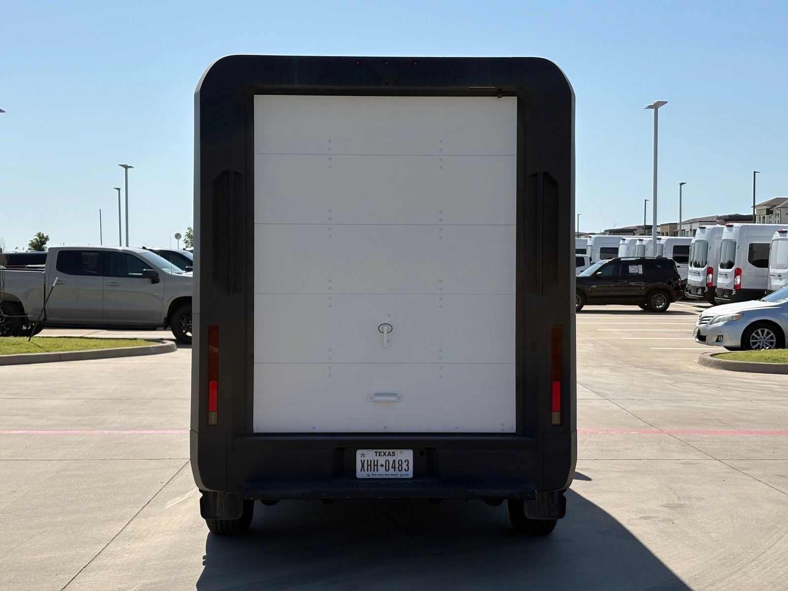 Used 2024 Chevrolet Brightdrop 400 w/ Commercial Equipment Package AWD/4WD image 6