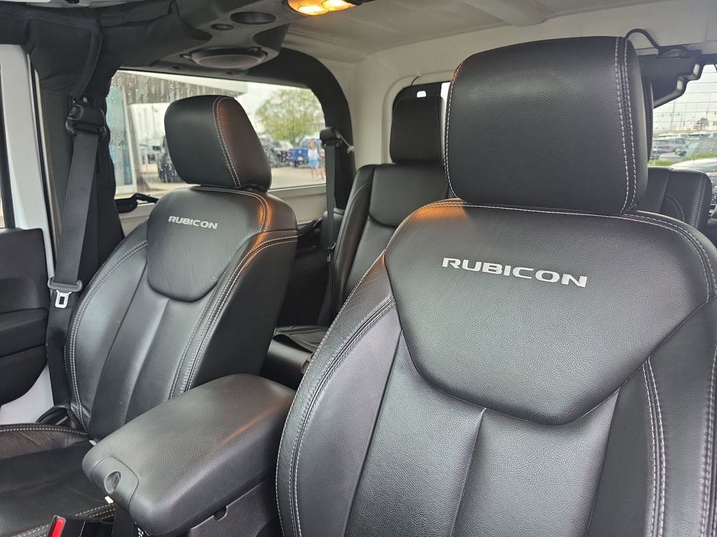 Used 2014 Jeep Wrangler Rubicon w/ Dual Top Group image 19