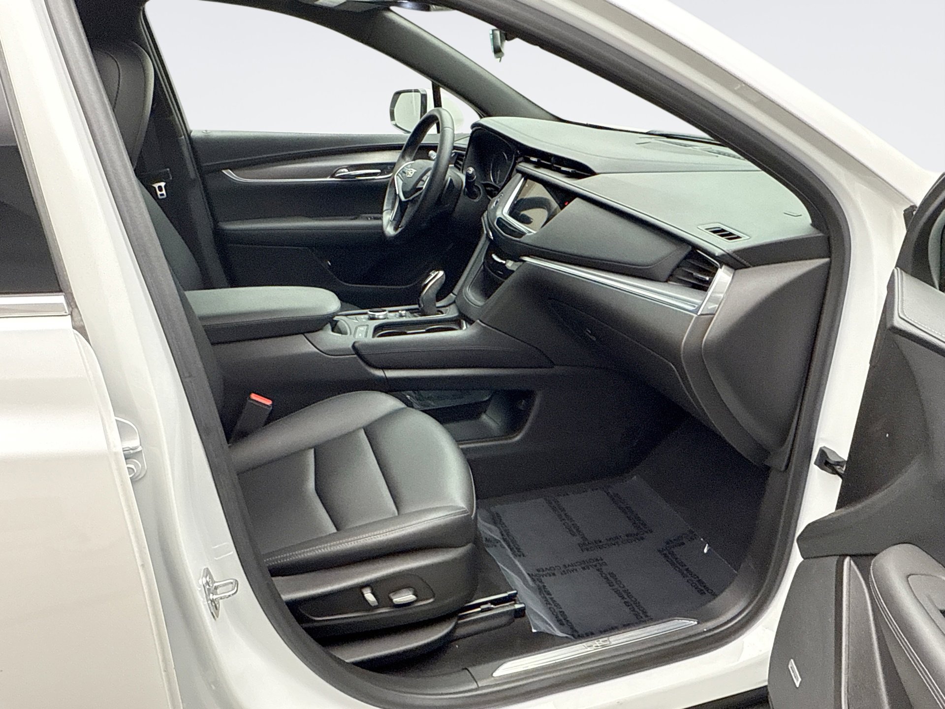 Used 2022 Cadillac XT5 Luxury image 16