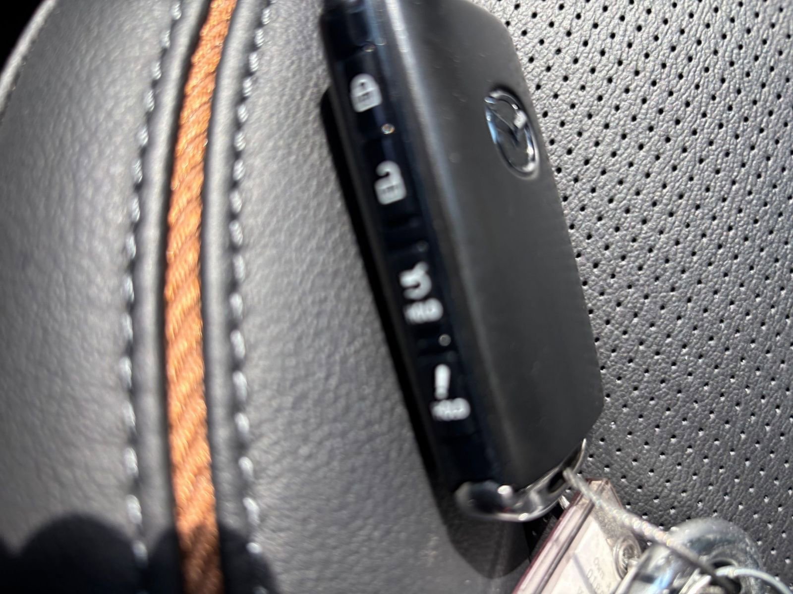 Used 2025 MAZDA CX-50 2.5 Hybrid w/ Premium Plus Pkg AWD/4WD image 21