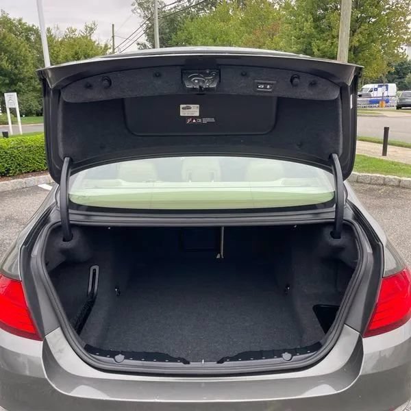 Used 2014 BMW 535i xDrive Sedan AWD/4WD image 33