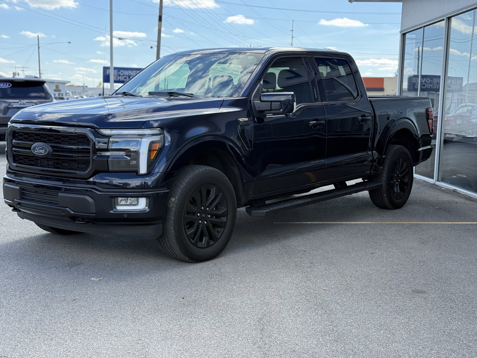 Used 2024 Ford F150 Lariat w/ Equipment Group 502A High image 3