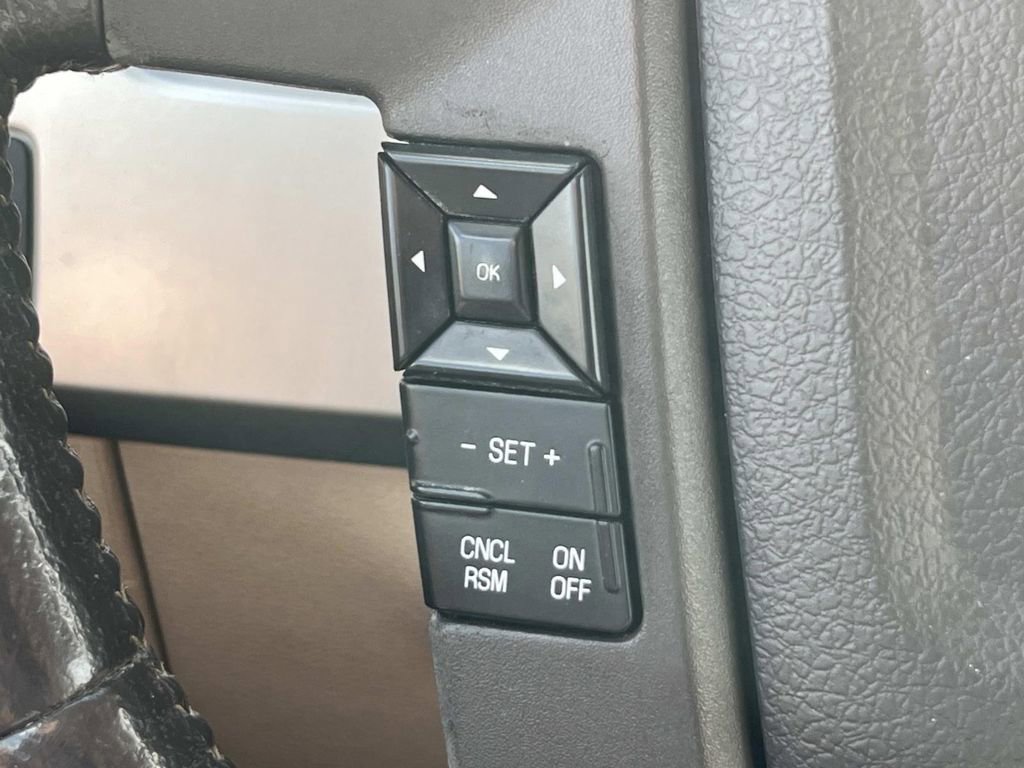 Used 2013 Ford F150 Lariat w/ Luxury Equipment Group image 29