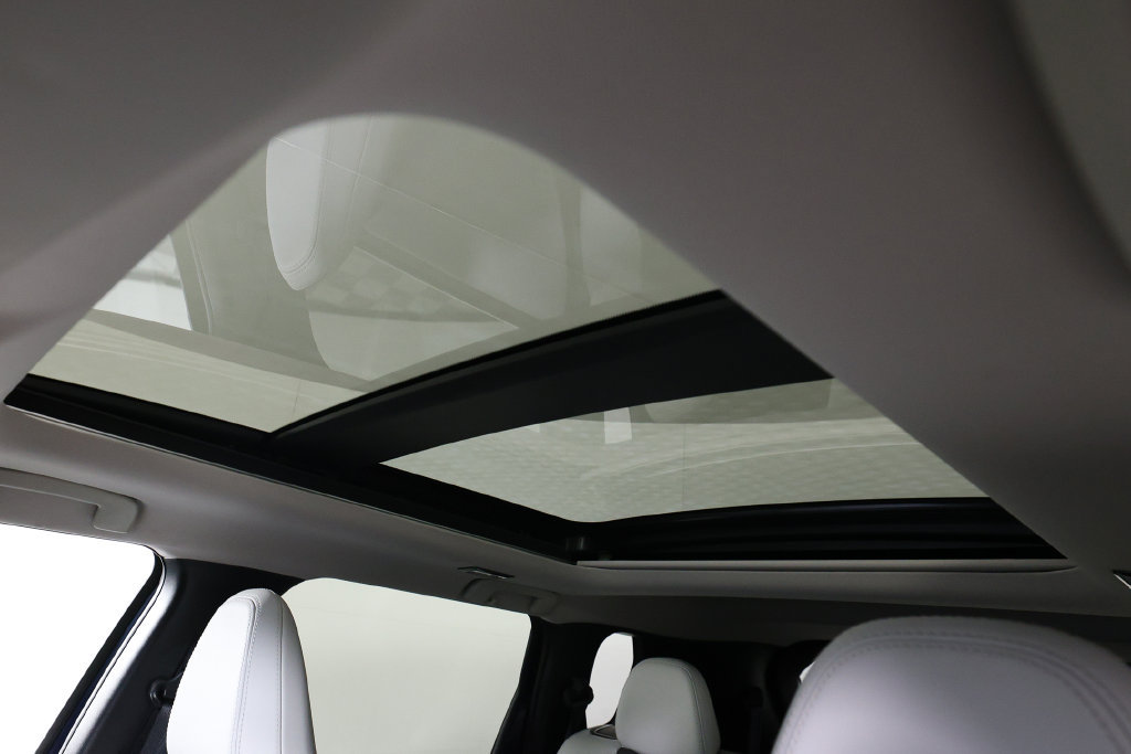 Used 2025 Mitsubishi Outlander SE FWD image 33