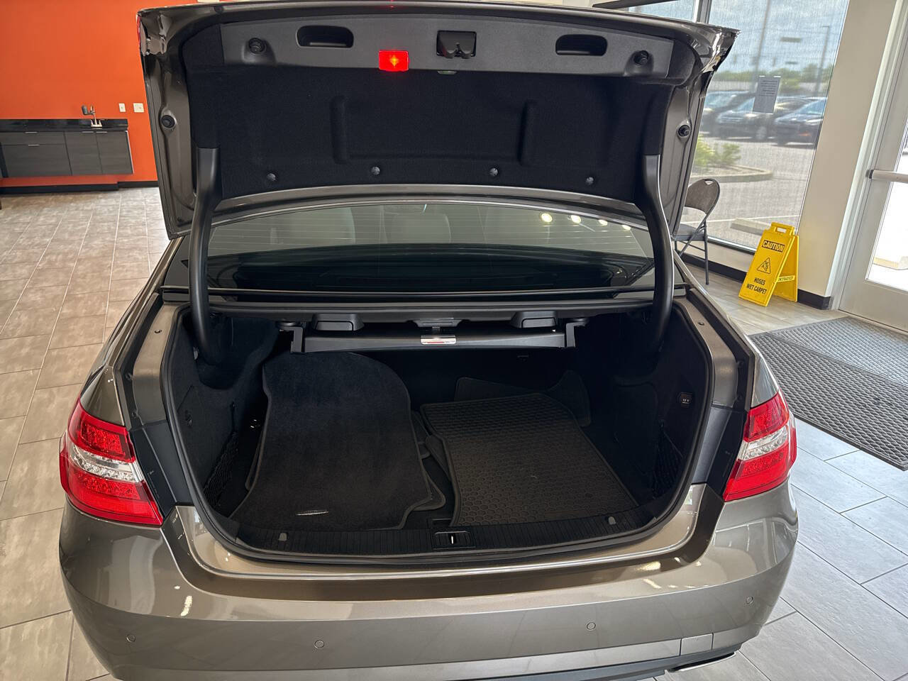Used 2013 Mercedes-Benz E 350 4MATIC Sedan w/ Premium 1 Pkg image 32