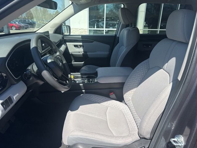 Used 2023 Honda Pilot LX image 20