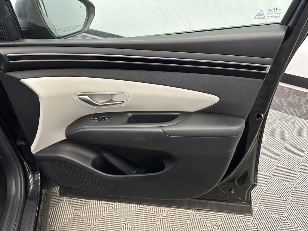 Used 2023 Hyundai Tucson SEL w/ Convenience Package AWD/4WD image 15