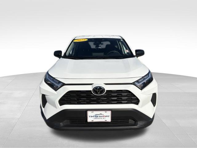 Used 2025 Toyota RAV4 LE AWD/4WD image 7
