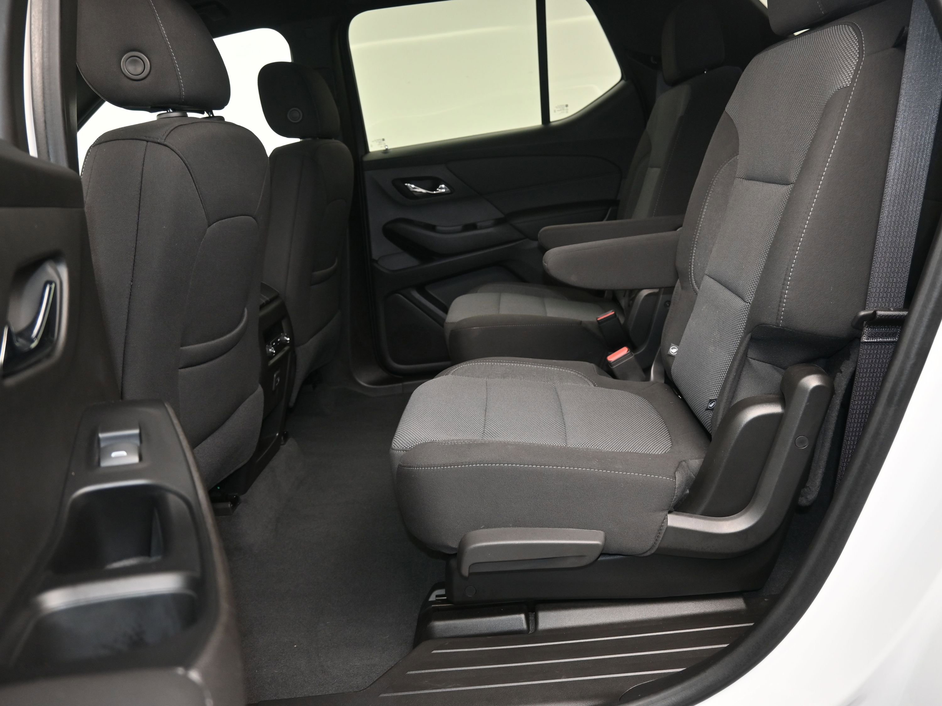 Used 2023 Chevrolet Traverse LT image 21