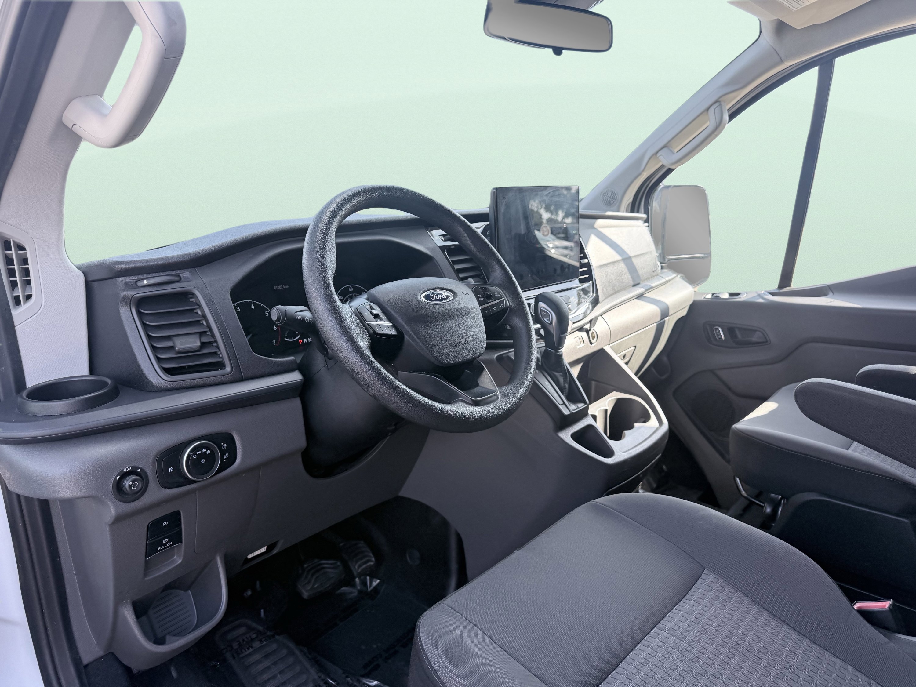 Used 2023 Ford Transit 350 XLT image 20