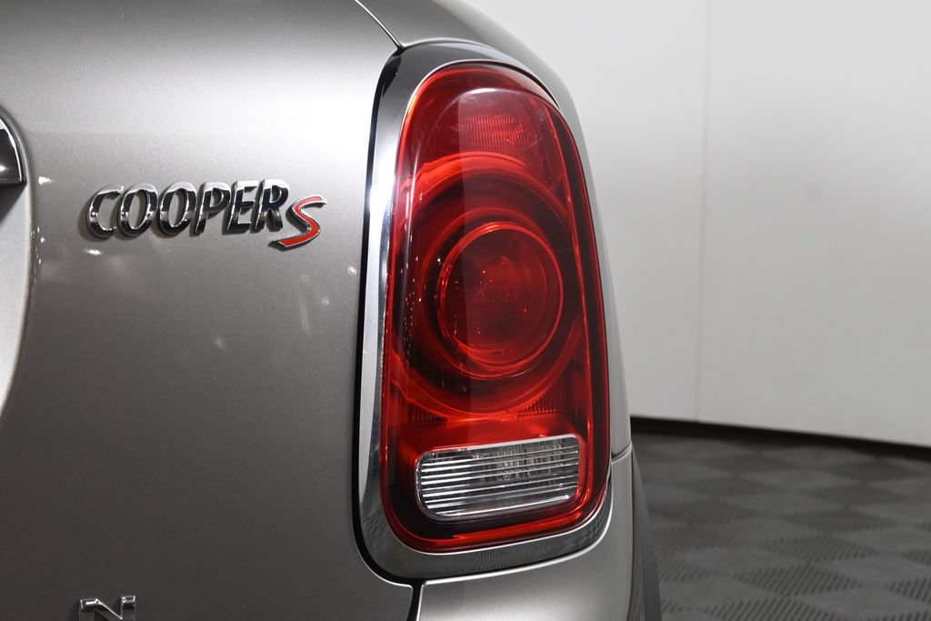 Used 2019 MINI Cooper Countryman S w/ Premium Package AWD/4WD image 13
