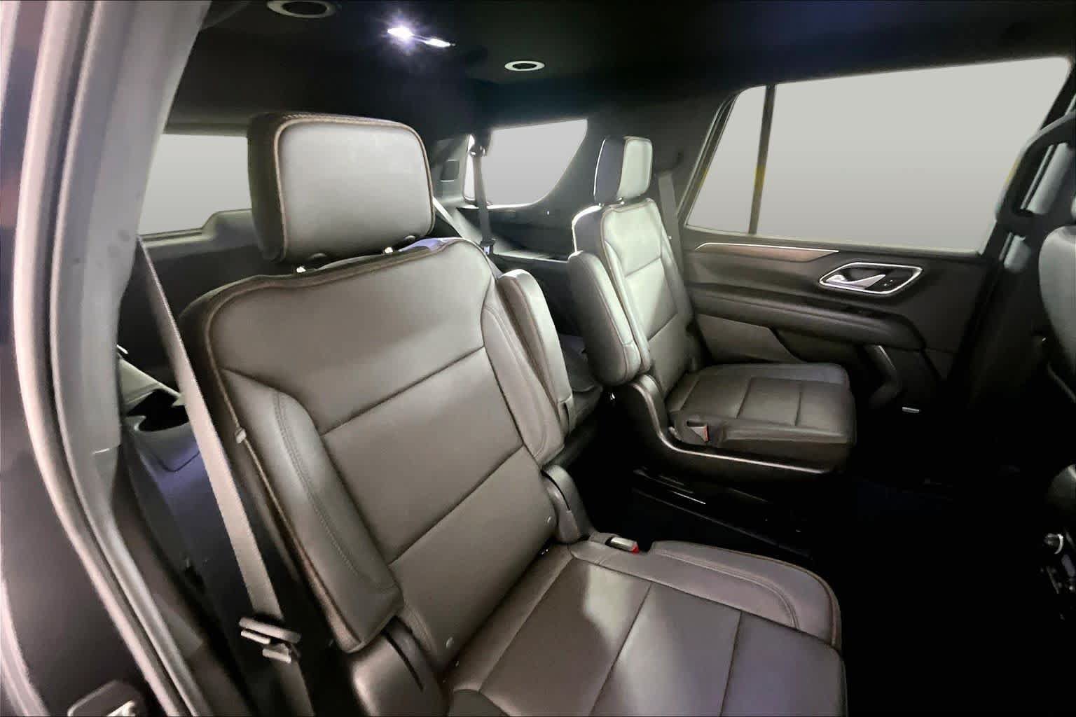 Used 2022 Chevrolet Tahoe High Country AWD/4WD image 36