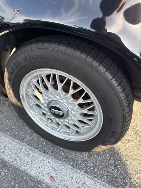 Used 1992 MAZDA MX-5 Miata image 2