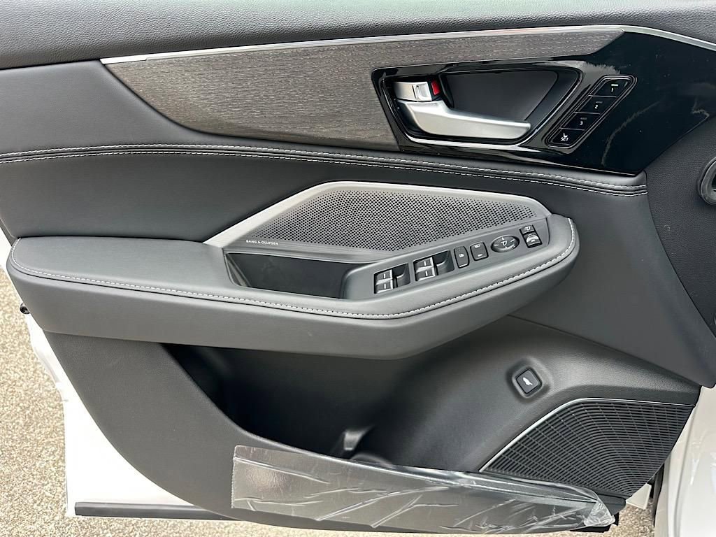 New 2026 Acura MDX w/ Advance Package image 9