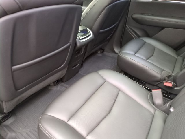 Certified 2024 Cadillac XT6 Premium Luxury w/ LPO, Floor Liner Package FWD image 23