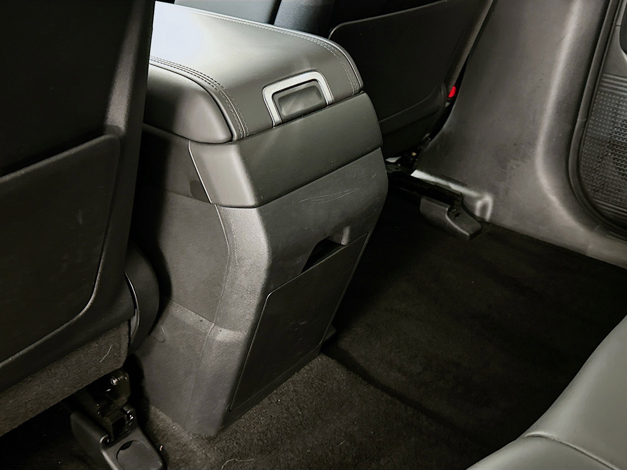 Used 2025 Hyundai Santa Fe SEL image 28