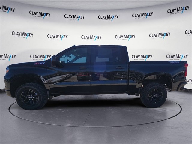 Used 2025 Chevrolet Silverado 1500 Custom Trail Boss image 2