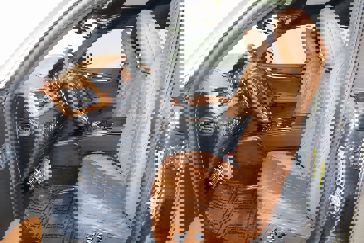 Used 2022 Maserati Ghibli Modena image 12