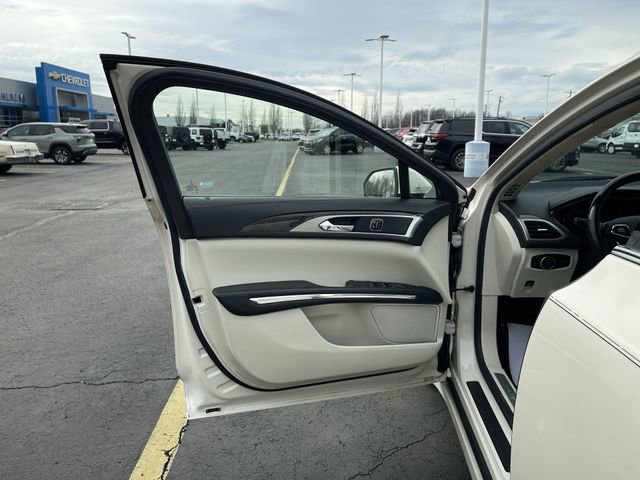Used 2016 Lincoln MKZ Black Label image 23