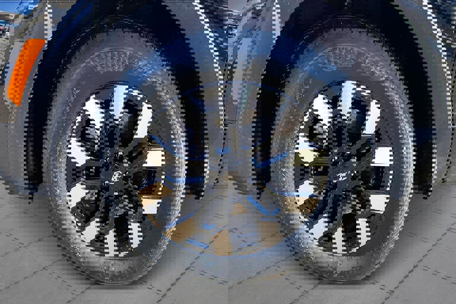 Used 2025 Hyundai Santa Cruz SEL image 11