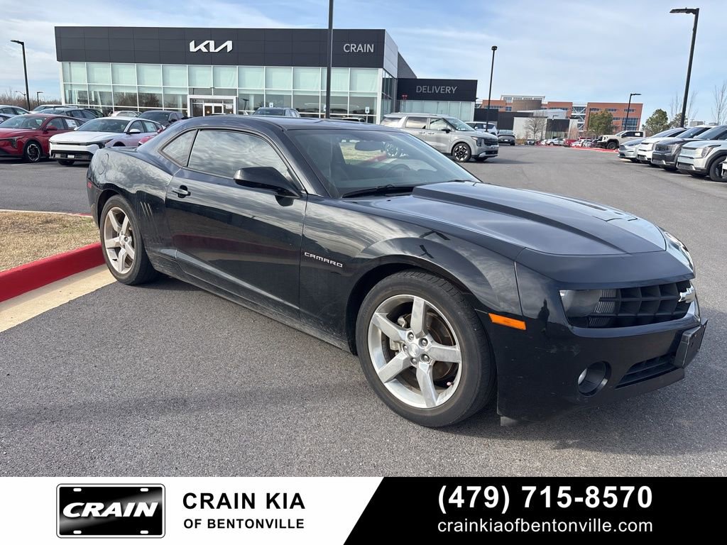 Used 2013 Chevrolet Camaro LT image 1