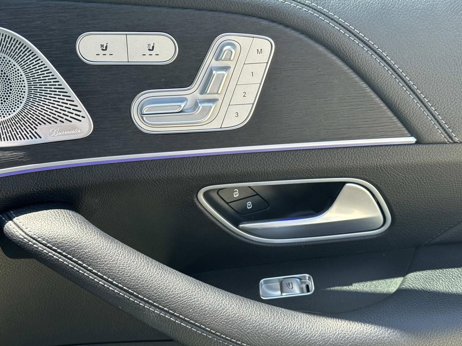 Used 2025 Mercedes-Benz GLE 450e 4MATIC image 15