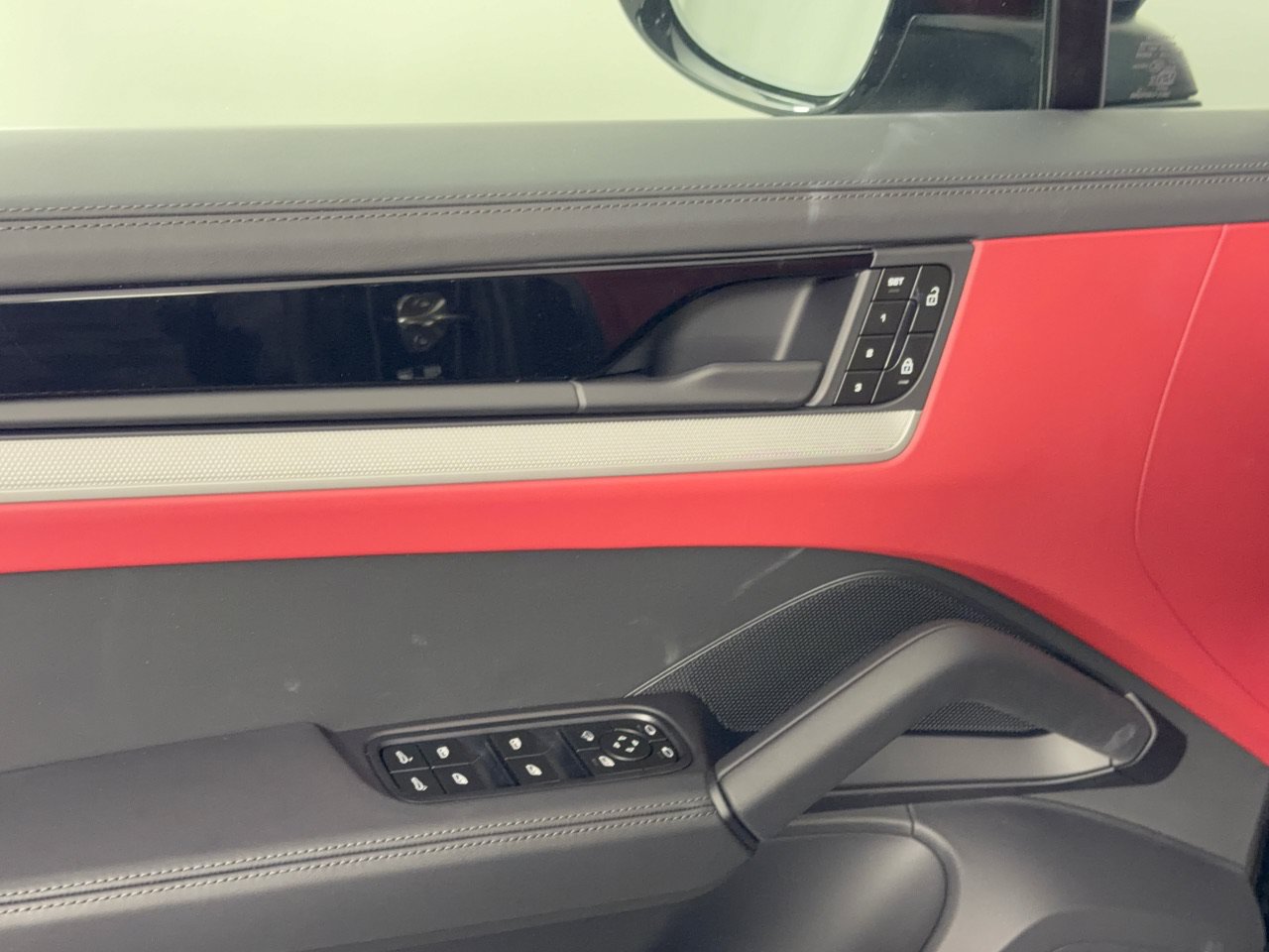 New 2026 Porsche Cayenne S AWD/4WD image 15