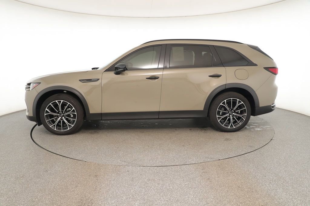 Used 2025 MAZDA CX-70 Plug-In Hybrid w/ Premium Pkg image 2