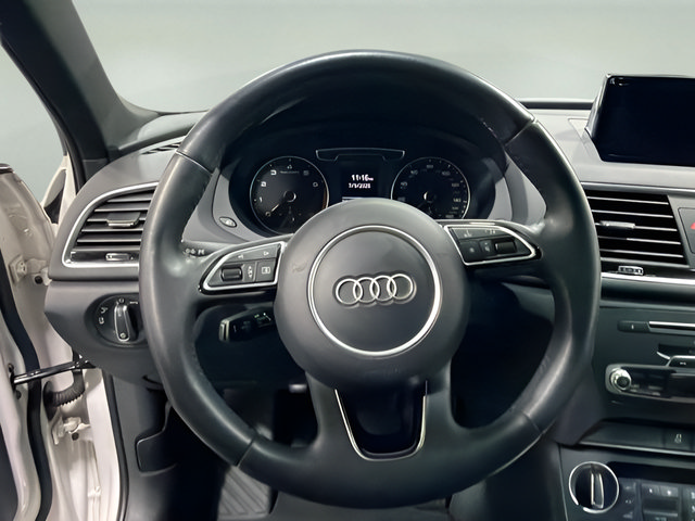 Used 2018 Audi Q3 2.0T Premium FWD image 16