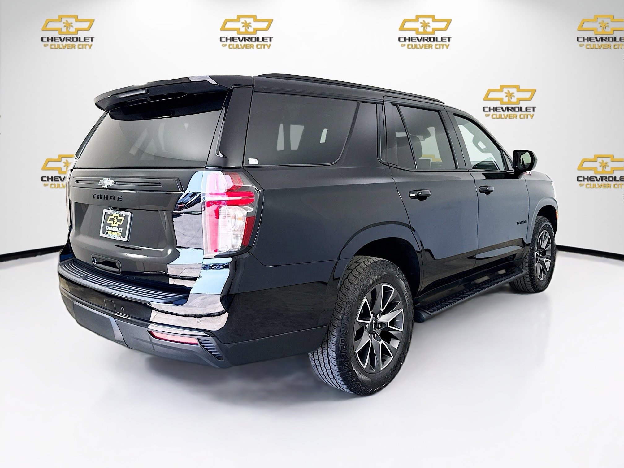 Used 2023 Chevrolet Tahoe Z71 AWD/4WD image 7