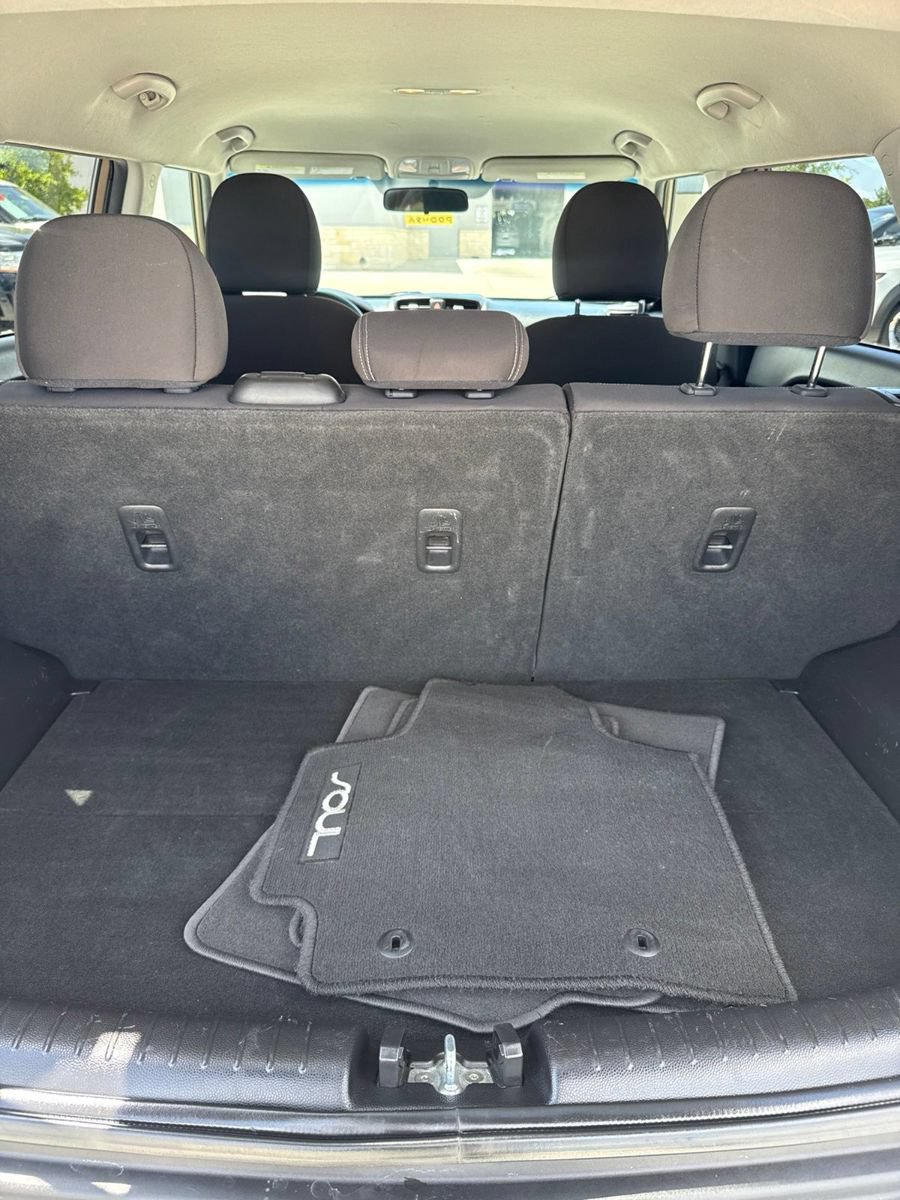 Used 2015 Kia Soul FWD image 19