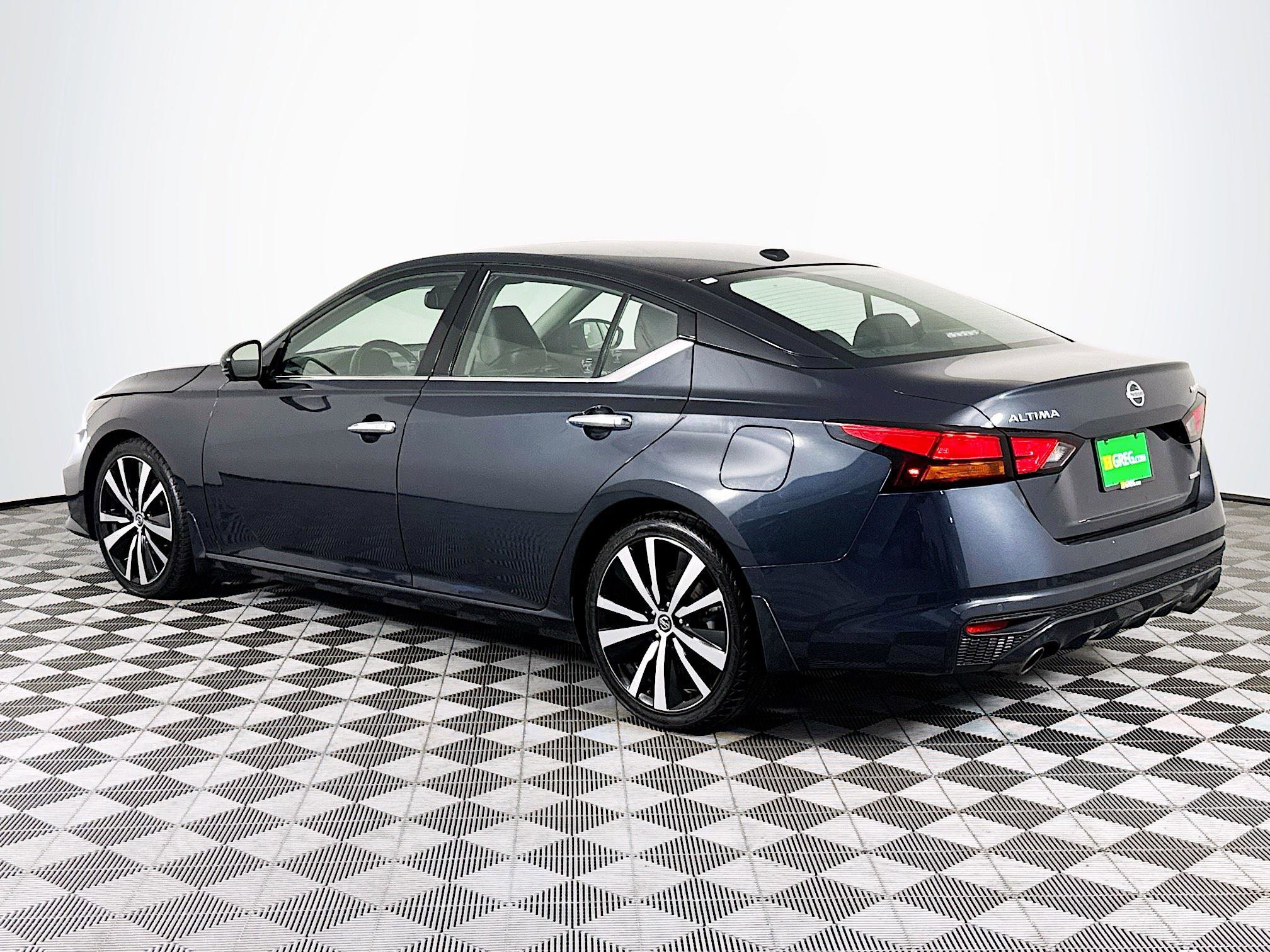 Used 2020 Nissan Altima 2.0 Platinum image 6