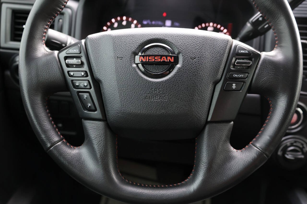 Used 2021 Nissan Titan PRO-4X w/ Pro-4x Convenience Package AWD/4WD image 18