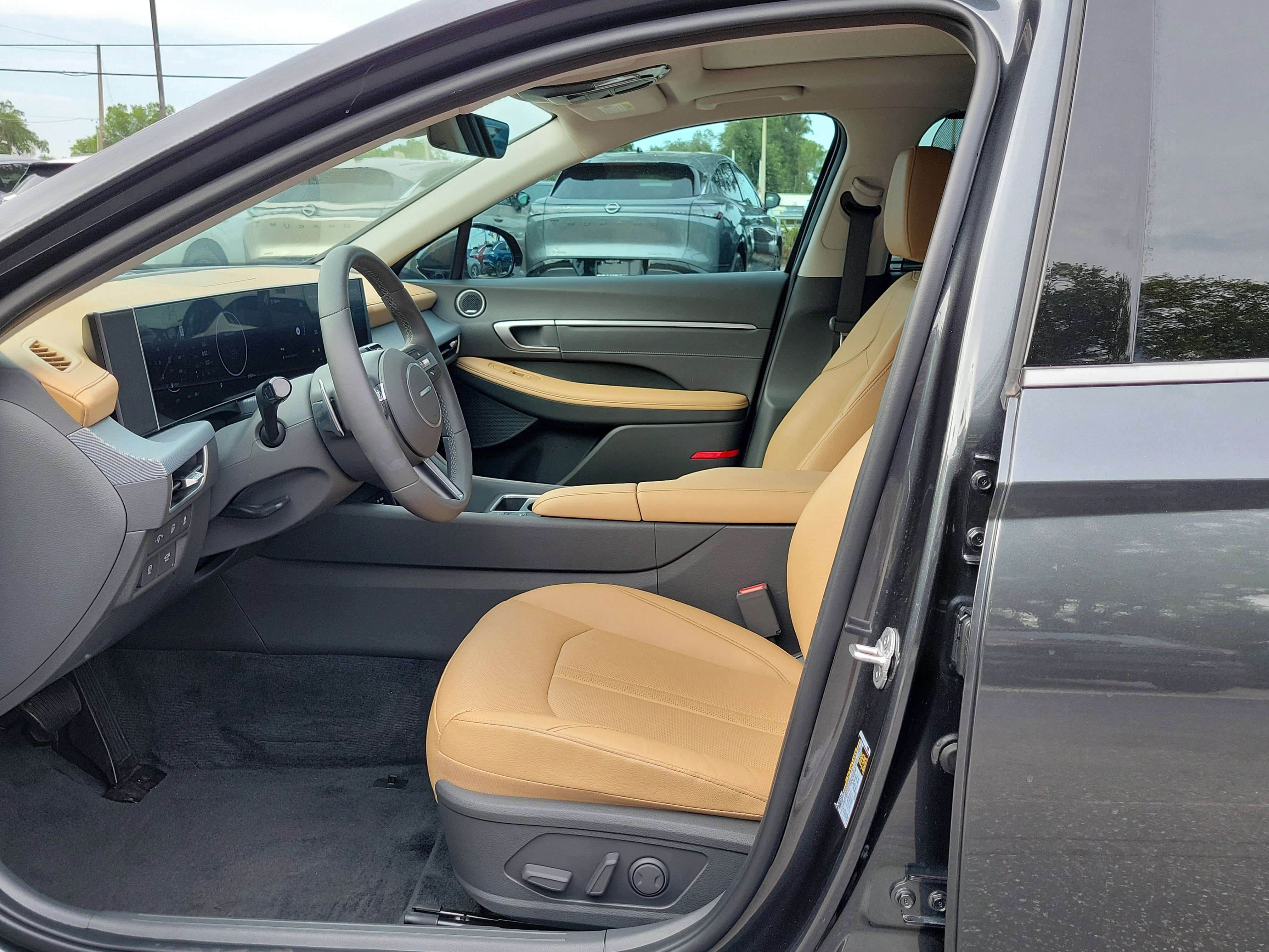 Used 2024 Hyundai Sonata Limited FWD image 18