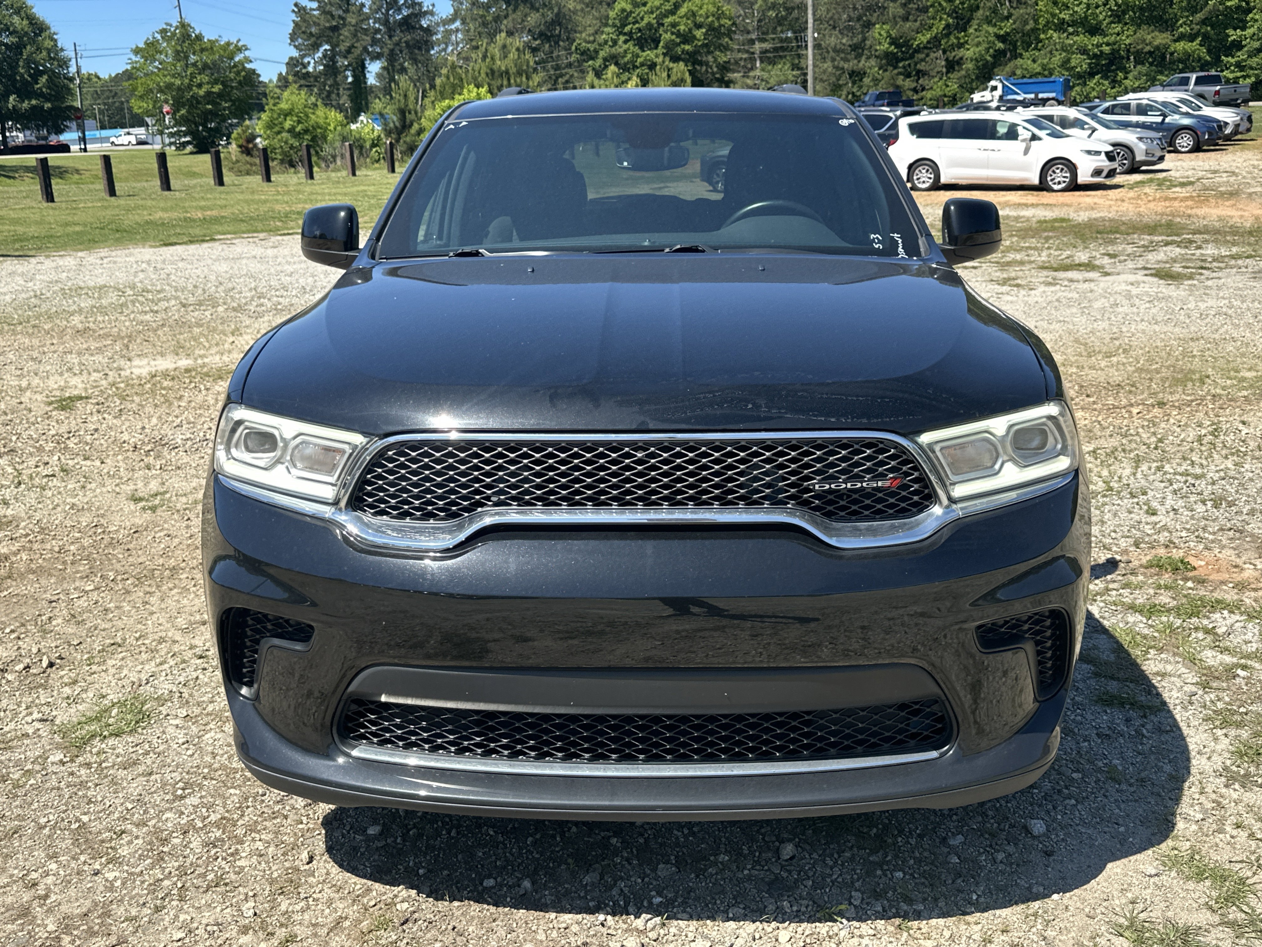 Used 2023 Dodge Durango SXT RWD image 2