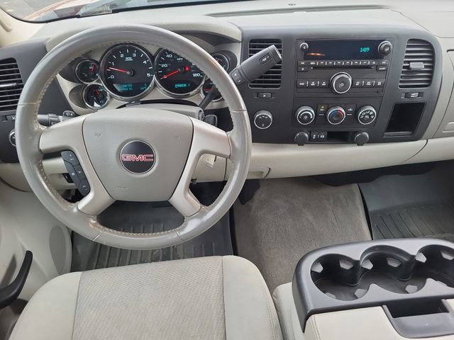 Used 2013 GMC Sierra 2500 SLE w/ Suspension Package, Off-Road image 13