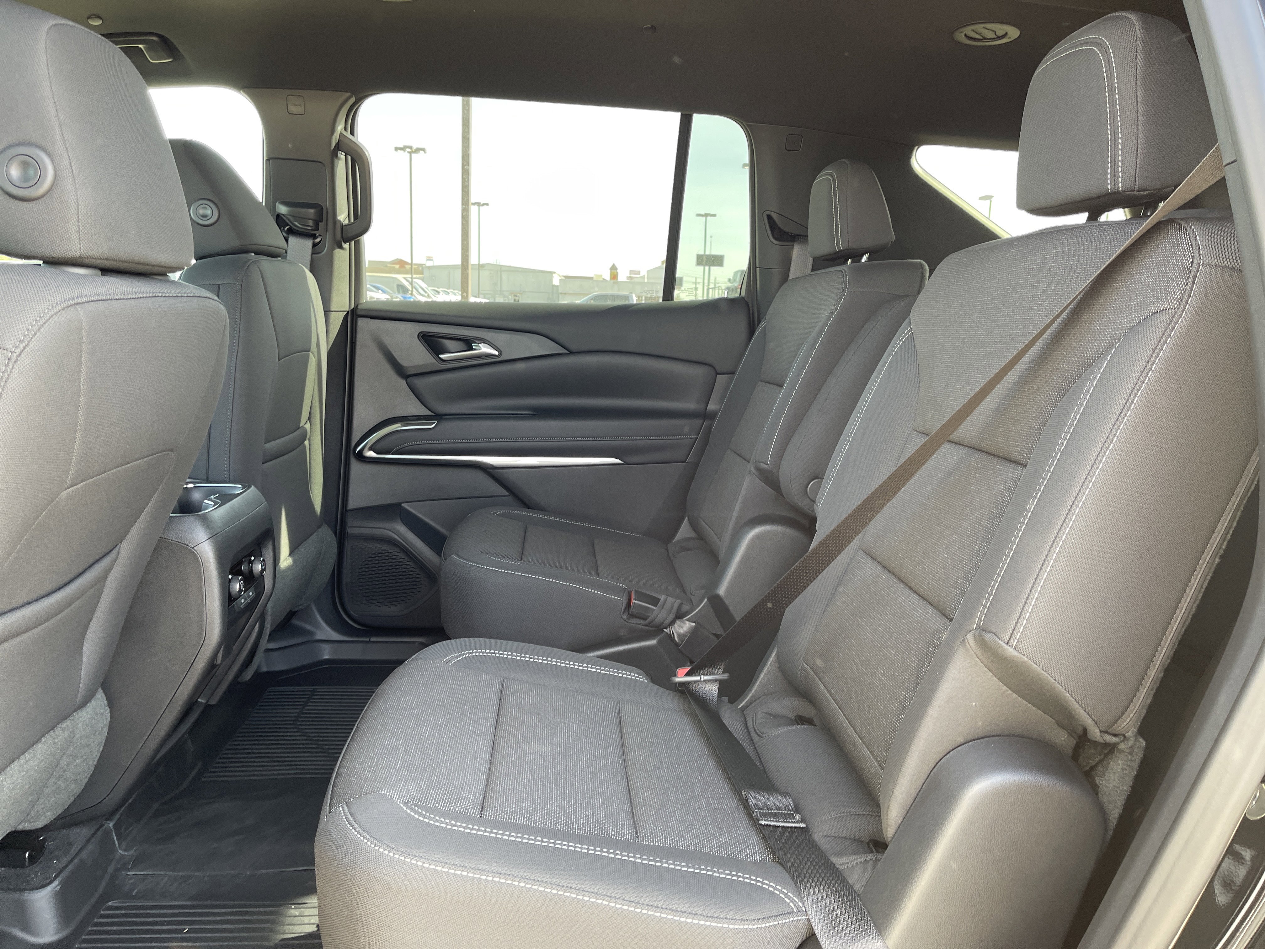 New 2026 Chevrolet Traverse LT w/ Midnight/Sport Edition image 36