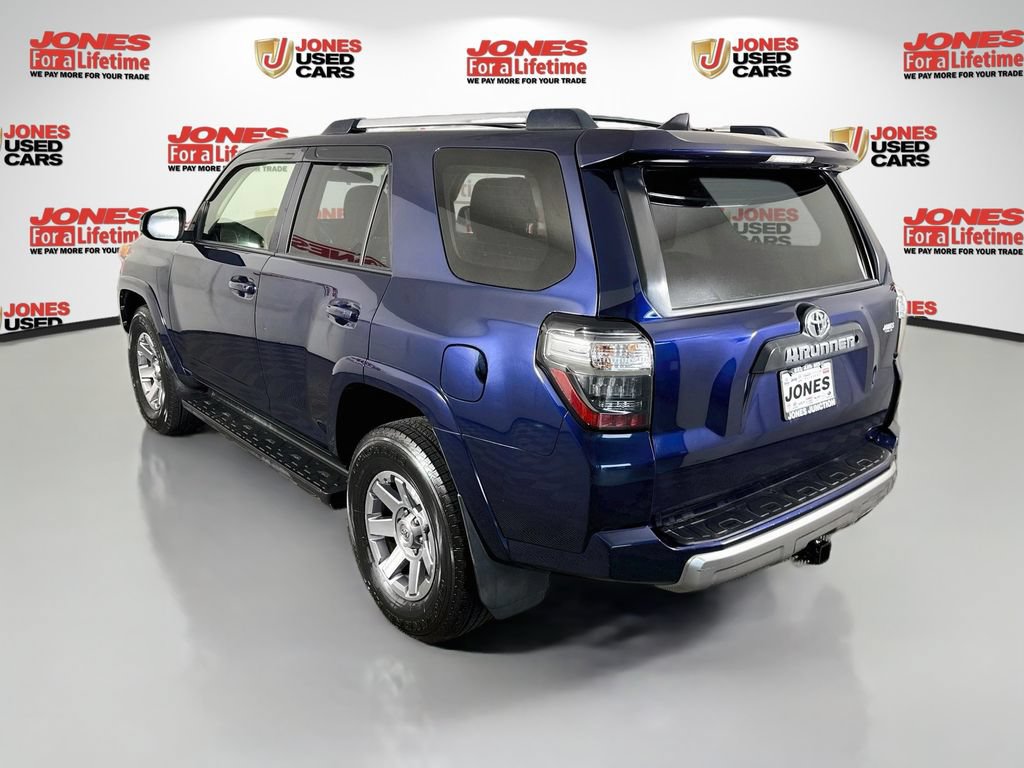 Used 2016 Toyota 4Runner Trail AWD/4WD image 2