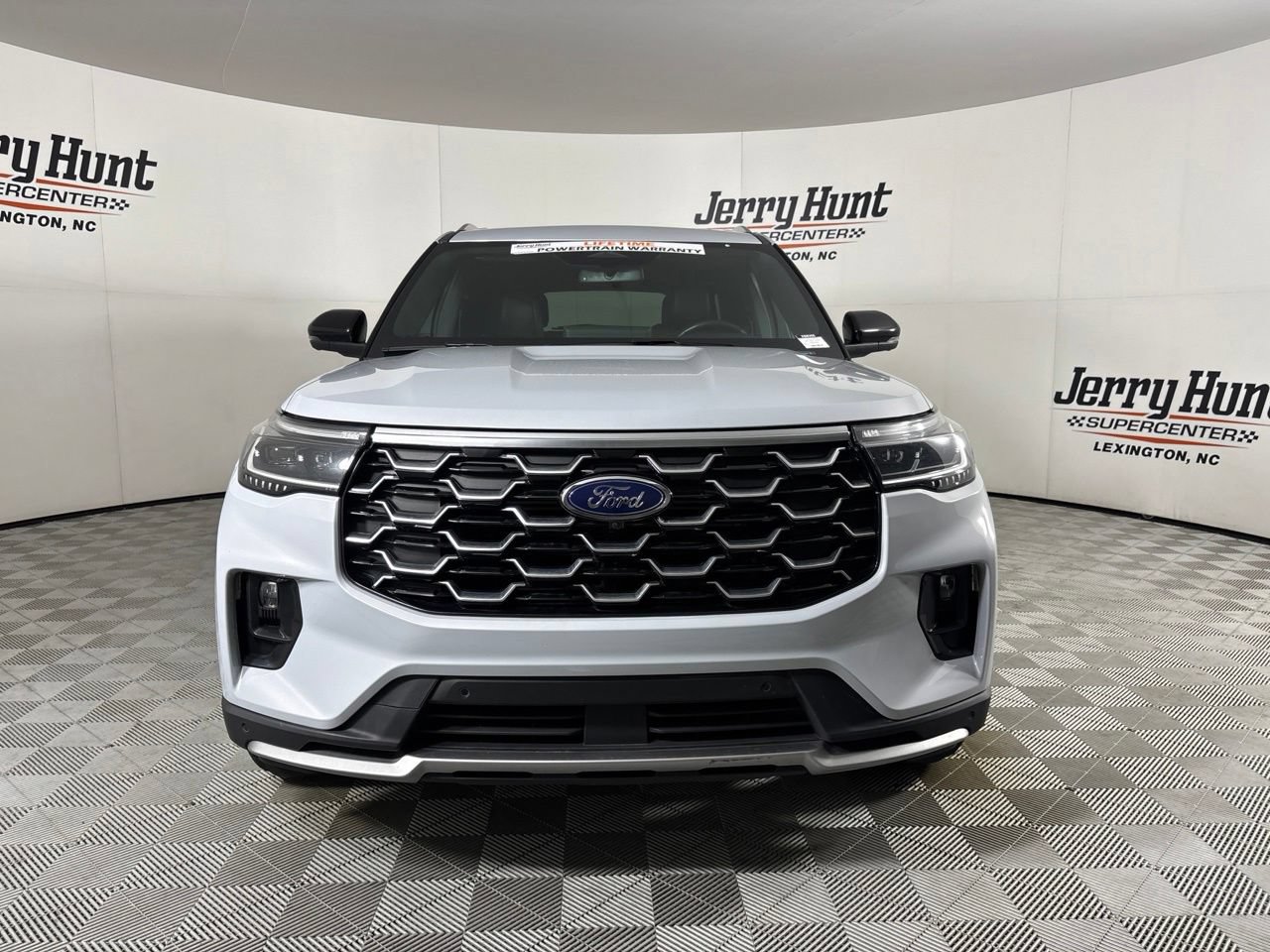 Used 2025 Ford Explorer Platinum w/ LUX Leather Package AWD/4WD image 3