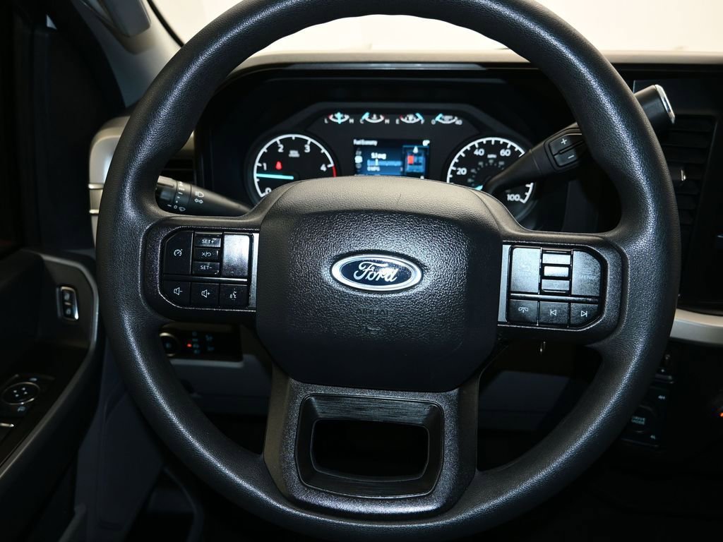 Certified 2024 Ford F350 XLT image 7