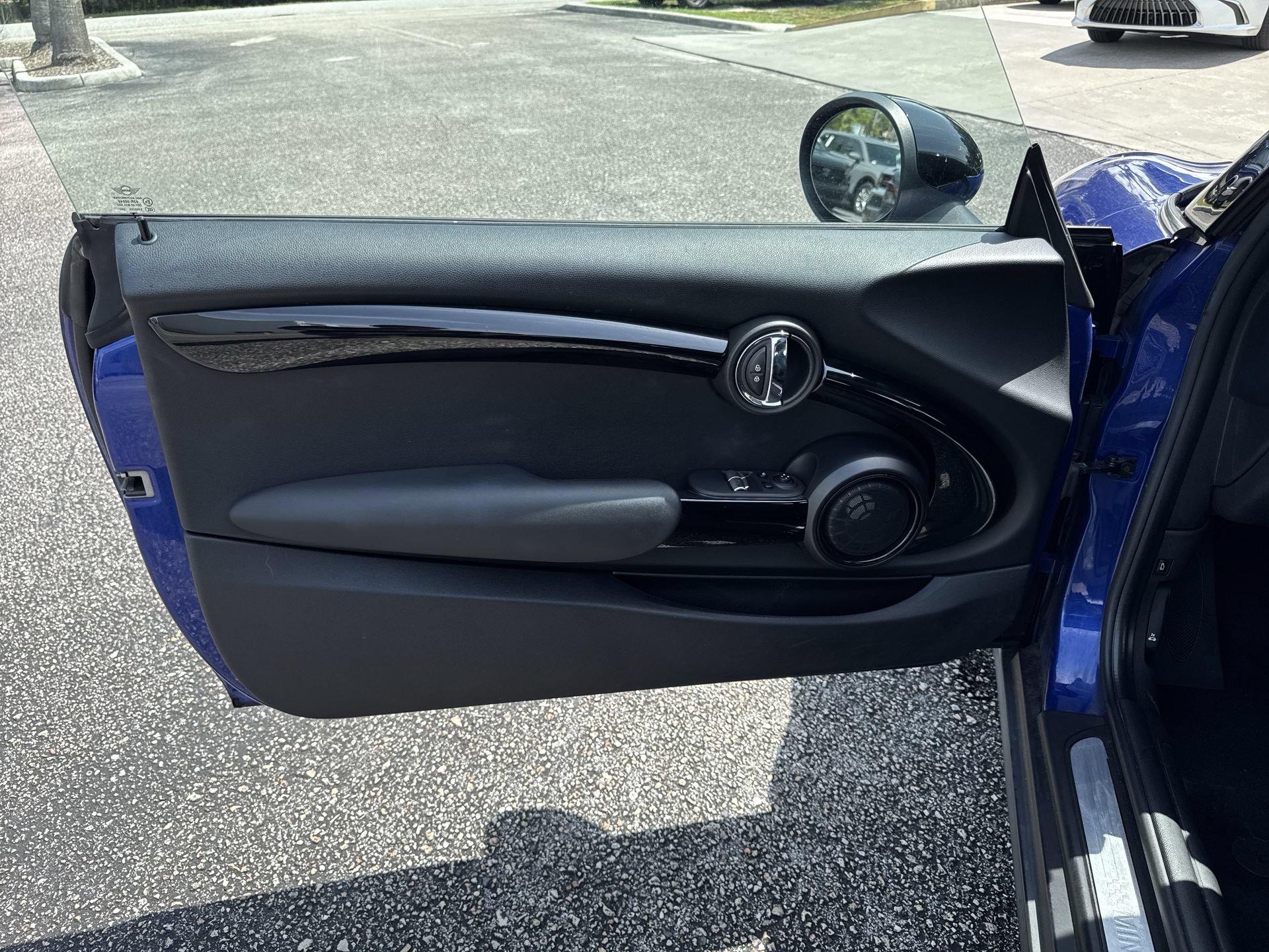 Used 2019 MINI Cooper S w/ Premium Package FWD image 17