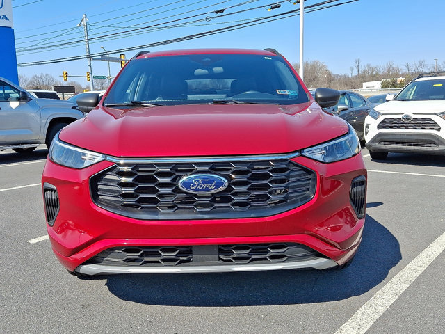 Used 2023 Ford Escape ST-Line w/ Tech Pack #1 image 2