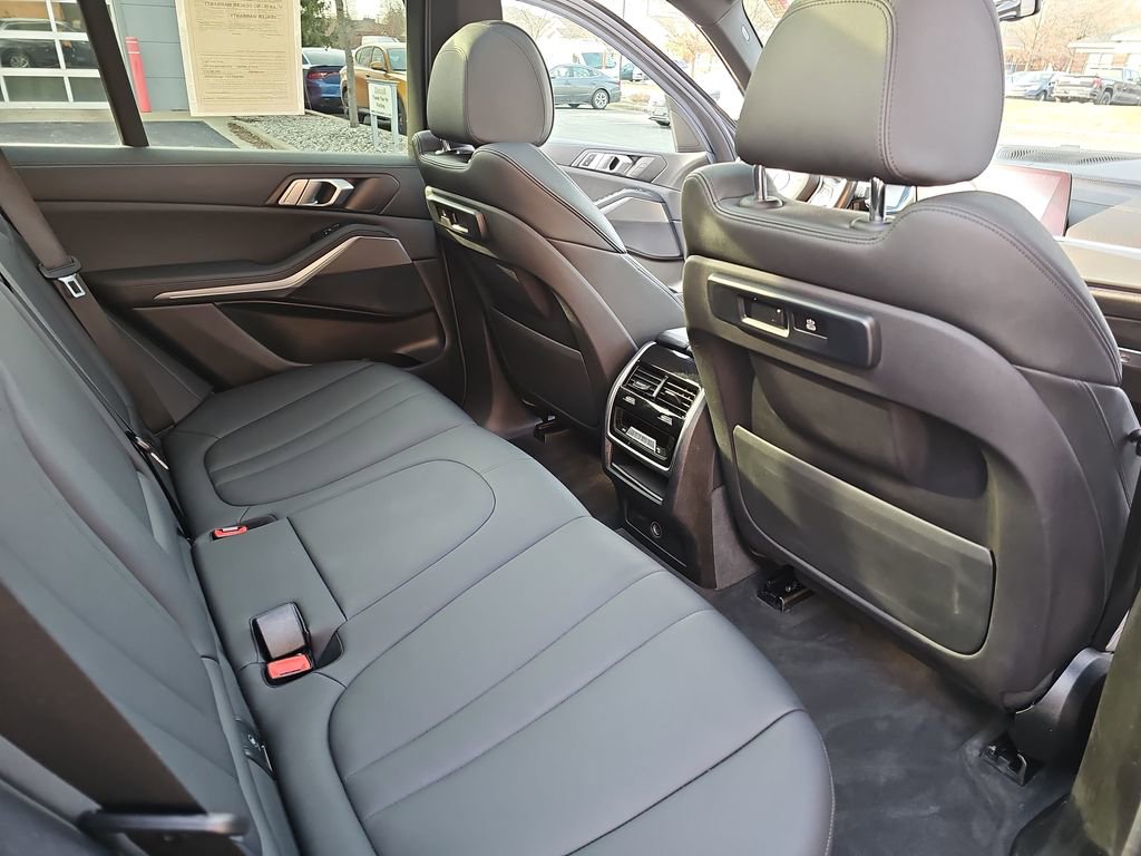 Used 2019 BMW X5 xDrive40i w/ Convenience Package image 11