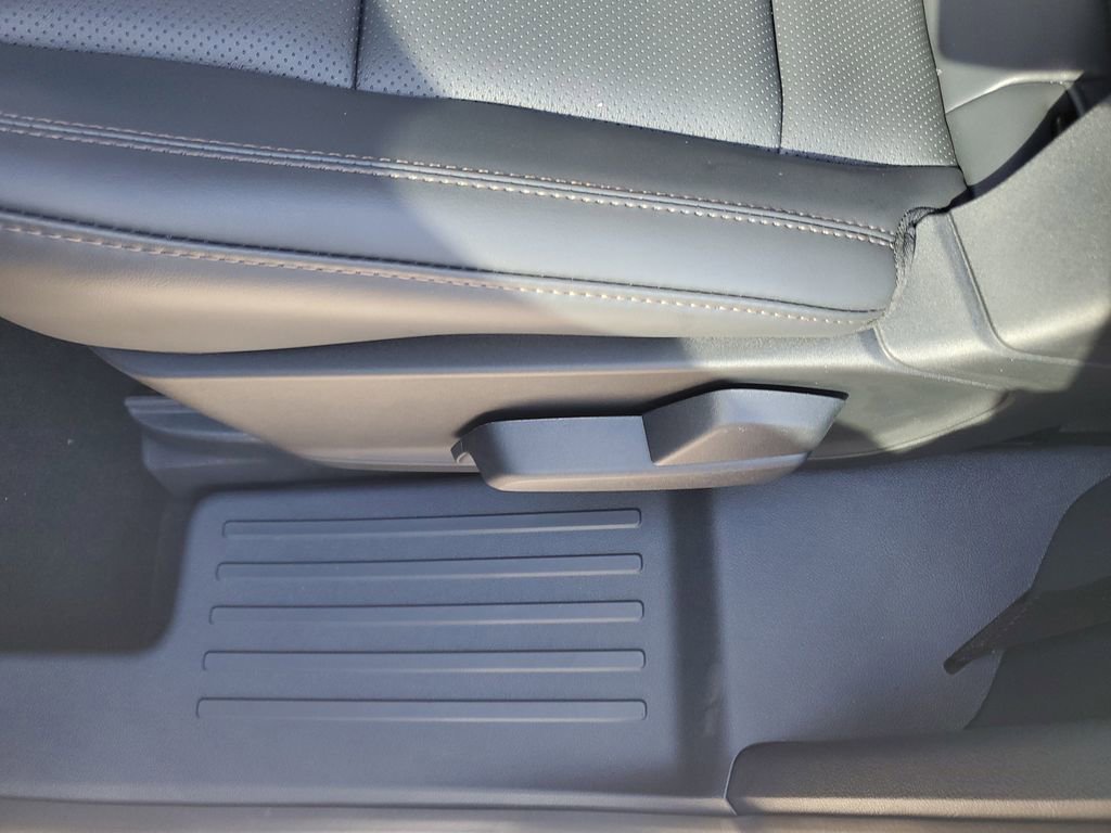 New 2025 Lincoln Aviator 2WD w/ Jet Appearance Package image 13