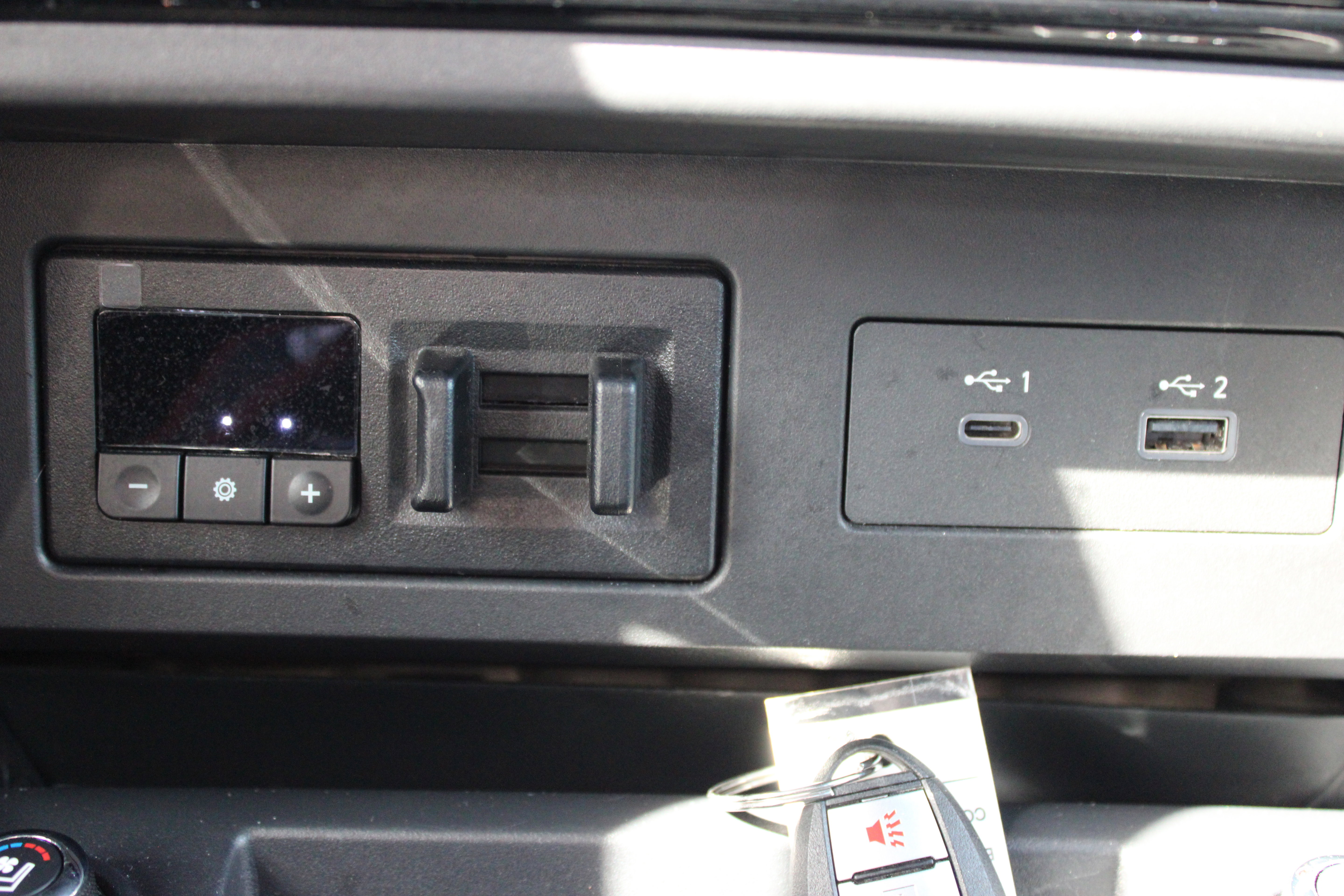 Certified 2024 Nissan Titan PRO-4X w/ Pro-4x Convenience Package AWD/4WD image 21