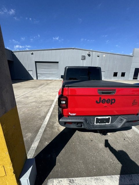Used 2021 Jeep Gladiator Willys image 3