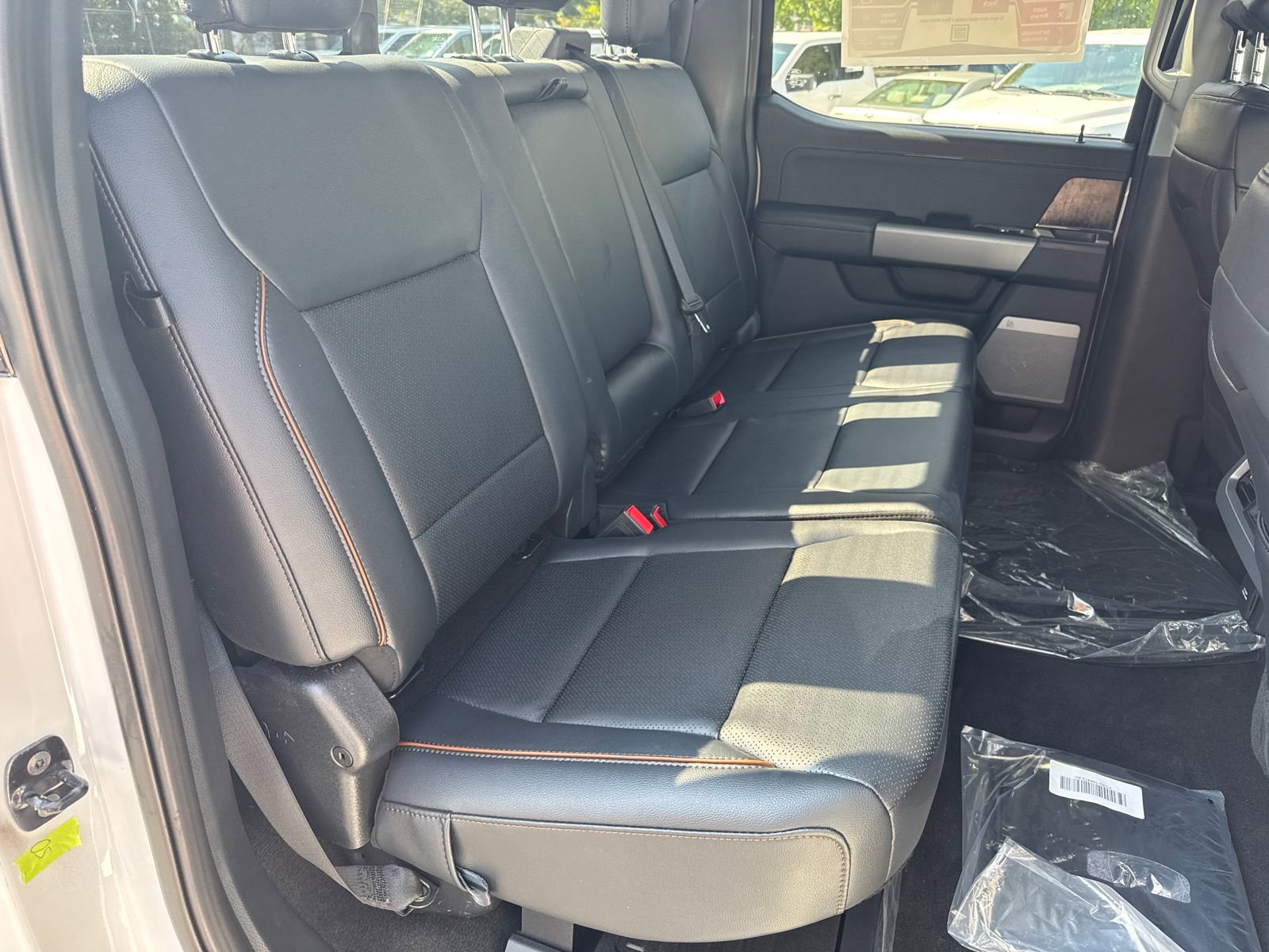 New 2025 Ford F250 Lariat w/ Lariat Ultimate Package image 15