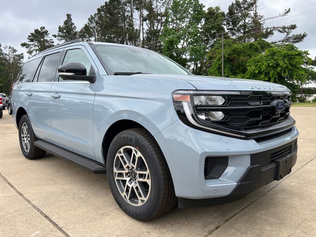 New 2026 Ford Expedition Active RWD image 1