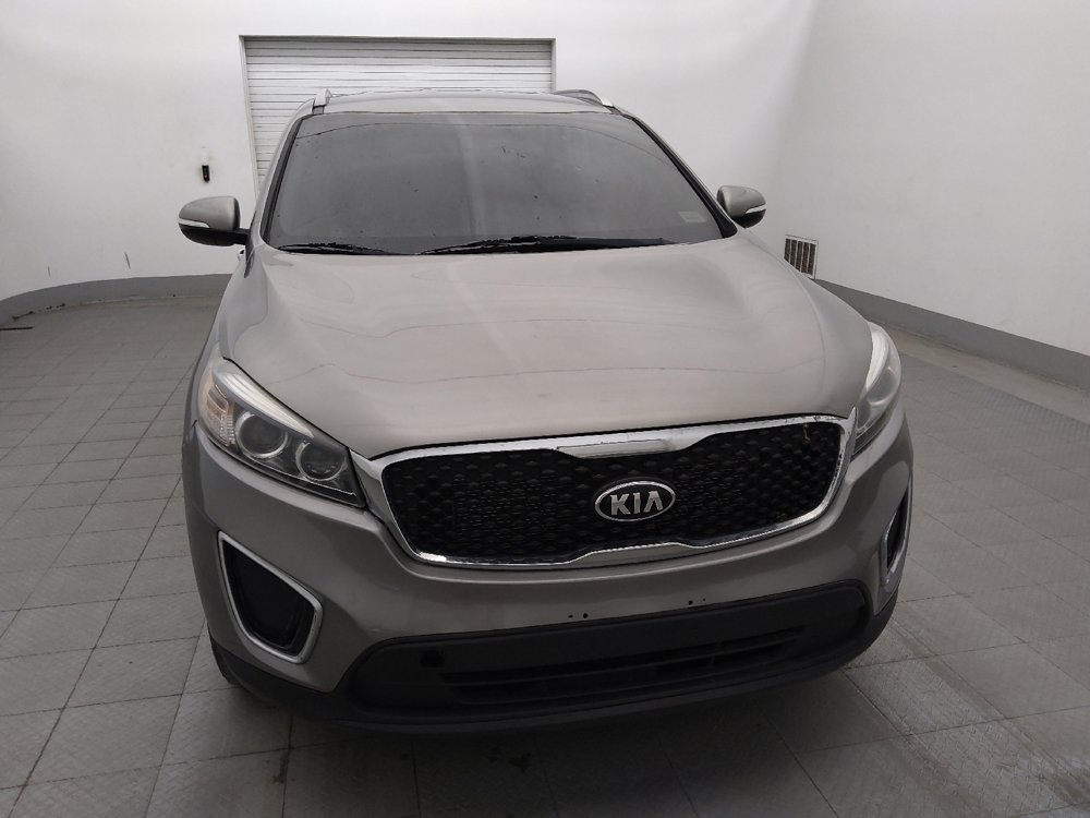 Used 2018 Kia Sorento FWD image 14