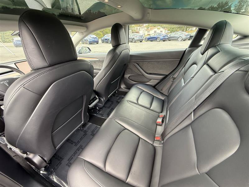 Used 2022 Tesla Model 3 Performance AWD/4WD image 14